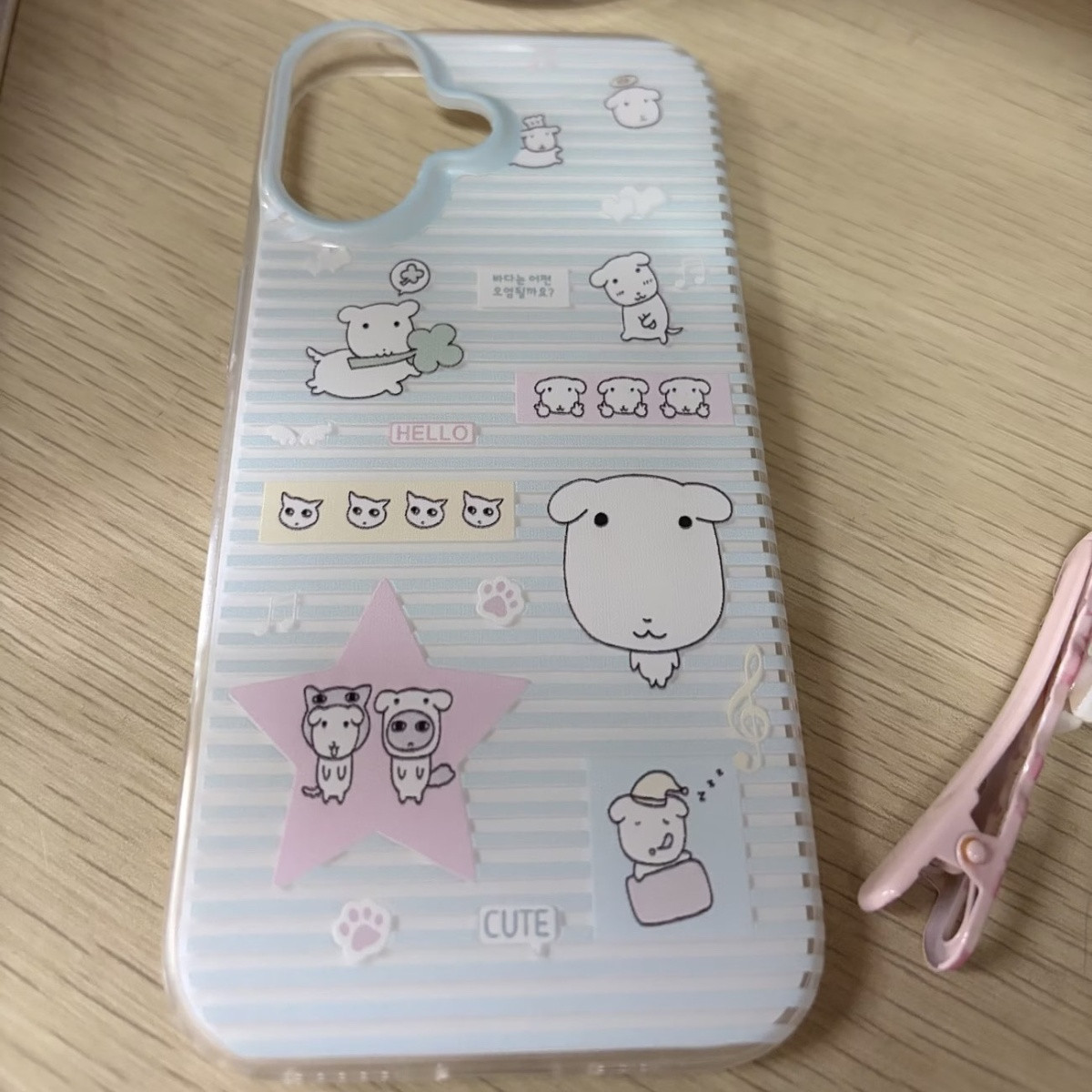Simple Cartoon Cute Striped Do - огляд і ціна Cute Anime Case